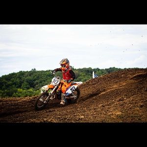 Meet your Posher, Grant